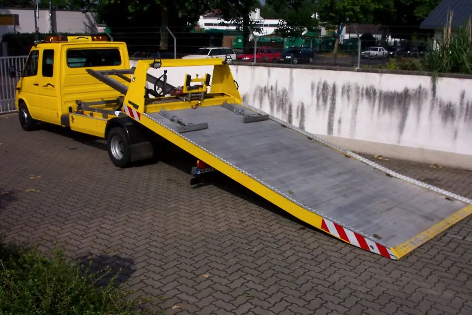 Crash-sportwagen Abschleppwagen