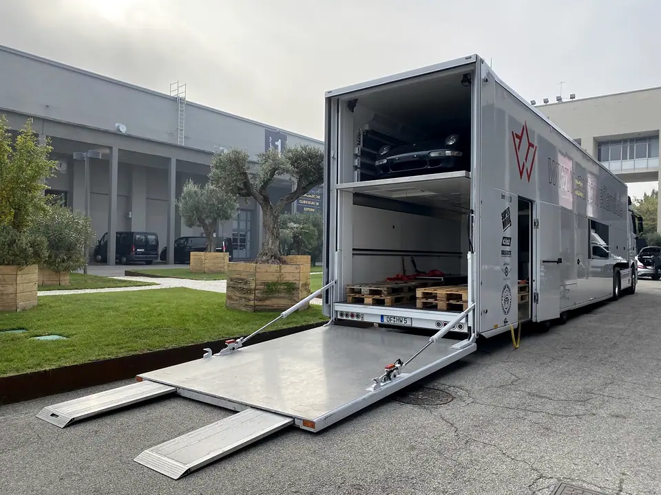 Transport Porsche Padua Messe