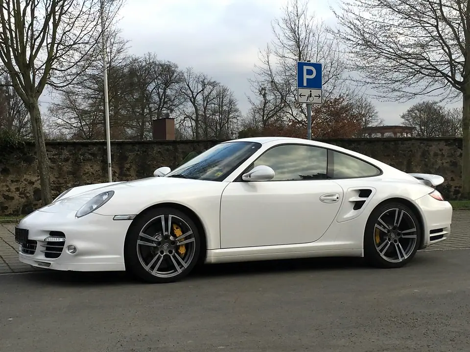 suche Porsche 997 Turbo S Leistungsgesteigert in GrandPrix Weiss Ankauf