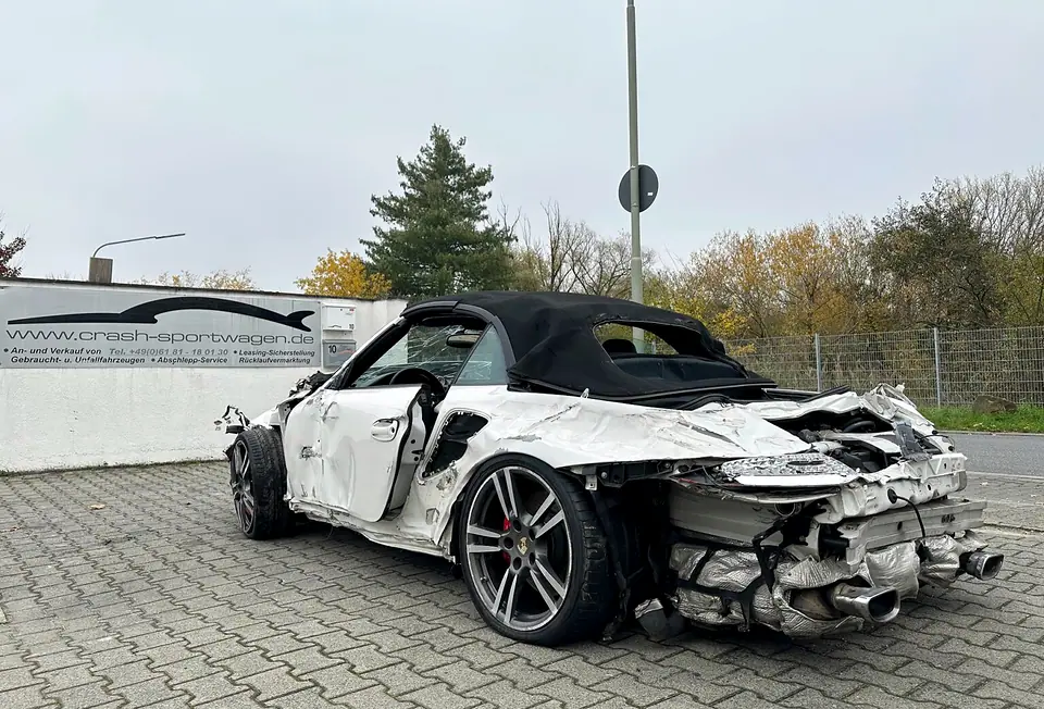 Unfall 997 Turbo PDK Heck links 2011 weiss