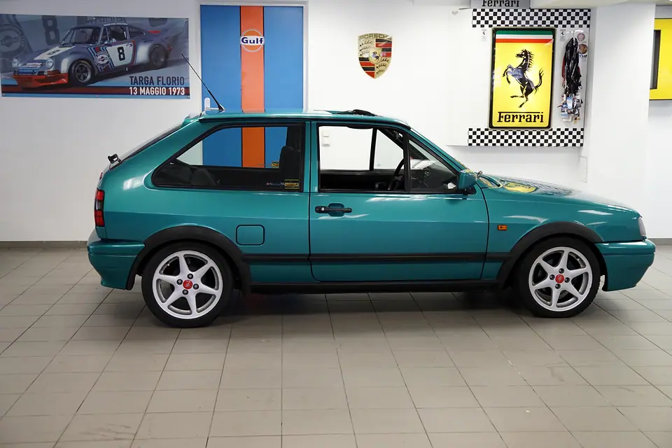 VW Polo G 40 grün