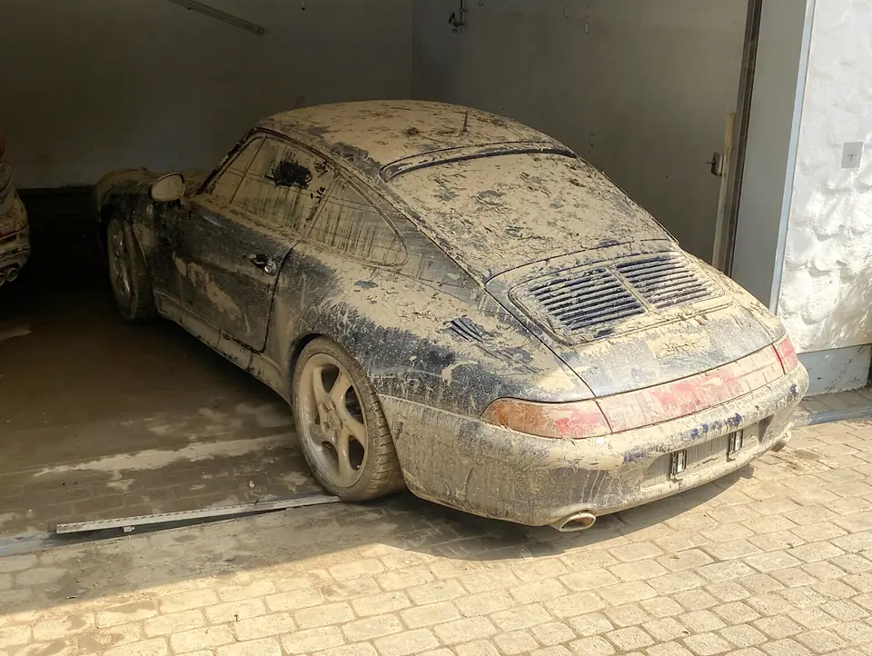 Wasserschaden Porsche Ankauf Hochwasserschäden gesucht